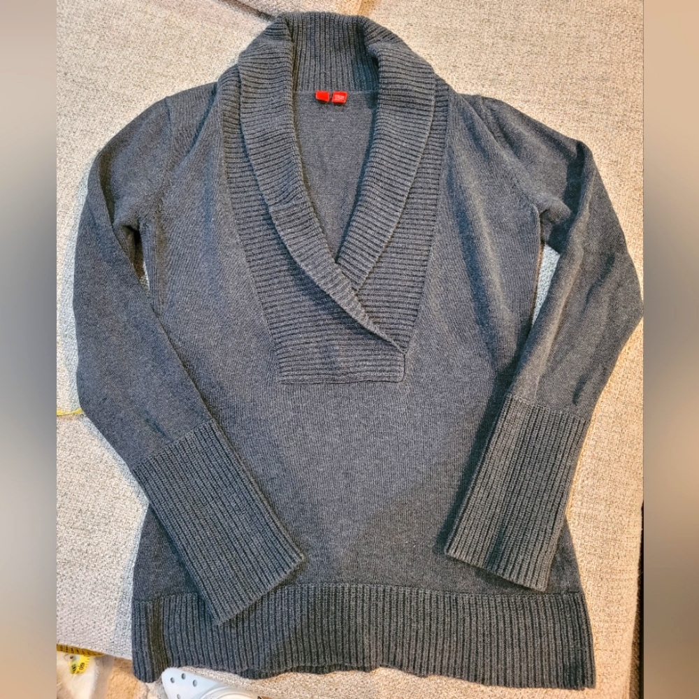 Sweater - Picture 2 of 2